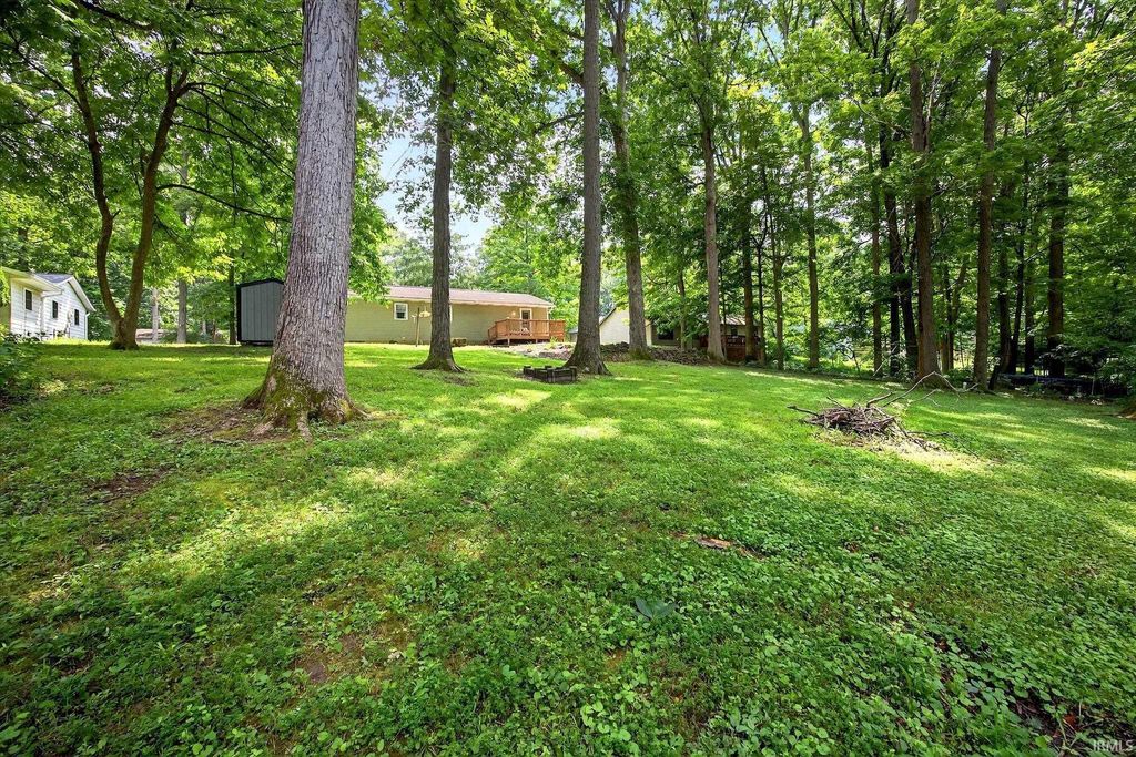 Photo of 6161 N Shelly Drive, Ellettsville, IN 47429 (MLS # 202603473)