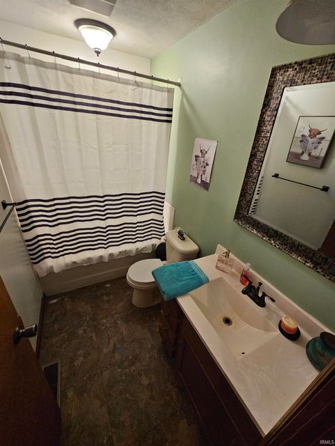 Tiny photo for 5174 Highland Cove Court, Monticello, IN 47960 (MLS # 202605419)