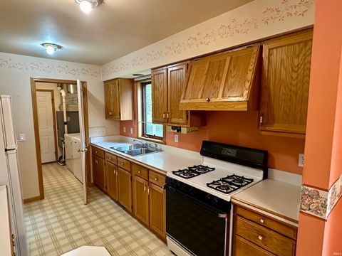 Tiny photo for 820 Elston Road, Lafayette, IN 47909 (MLS # 202543295)
