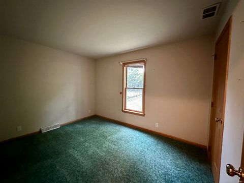 Tiny photo for 820 Elston Road, Lafayette, IN 47909 (MLS # 202543295)