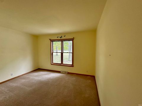Tiny photo for 820 Elston Road, Lafayette, IN 47909 (MLS # 202543295)