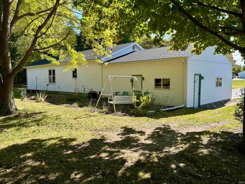 Tiny photo for 820 Elston Road, Lafayette, IN 47909 (MLS # 202543295)