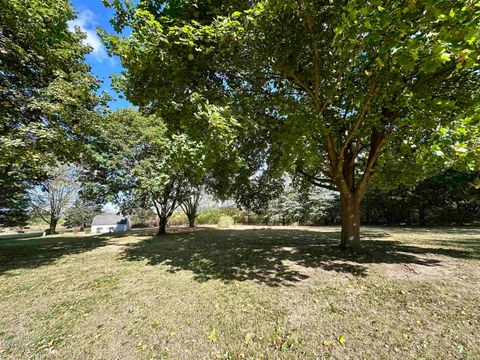 Tiny photo for 820 Elston Road, Lafayette, IN 47909 (MLS # 202543295)