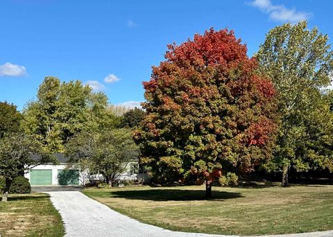 Tiny photo for 820 Elston Road, Lafayette, IN 47909 (MLS # 202543295)