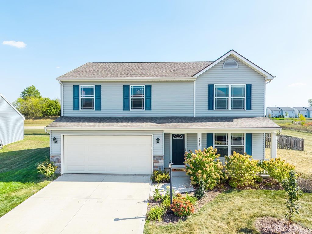 Photo of 1262 Hendrix Run, Fort Wayne, IN 46818 (MLS # 202540402)