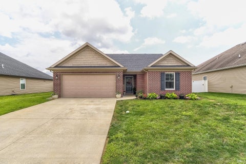 Tiny photo for 13303 Halle Drive, Evansville, IN 47725 (MLS # 202625462)