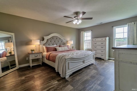 Tiny photo for 13303 Halle Drive, Evansville, IN 47725 (MLS # 202625462)