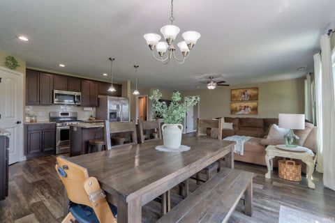 Tiny photo for 13303 Halle Drive, Evansville, IN 47725 (MLS # 202625462)