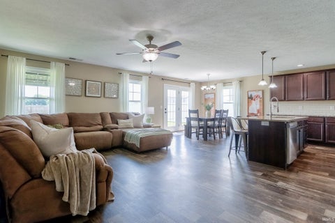 Tiny photo for 13303 Halle Drive, Evansville, IN 47725 (MLS # 202625462)
