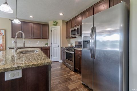 Tiny photo for 13303 Halle Drive, Evansville, IN 47725 (MLS # 202625462)