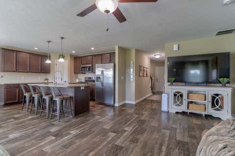 Tiny photo for 13303 Halle Drive, Evansville, IN 47725 (MLS # 202625462)