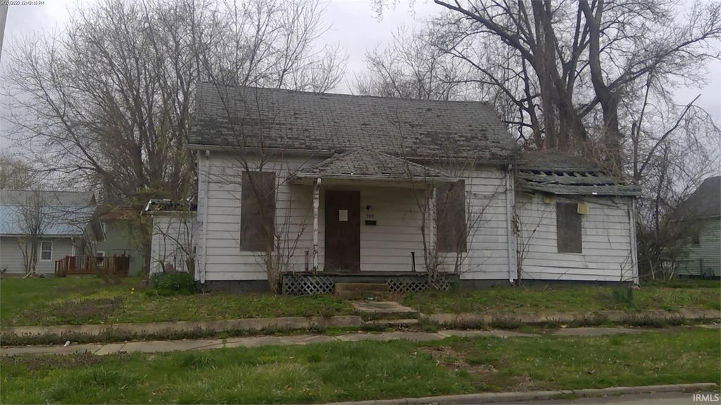 Photo of 909 N Hart Street, Princeton, IN 47670 (MLS # 202611471)