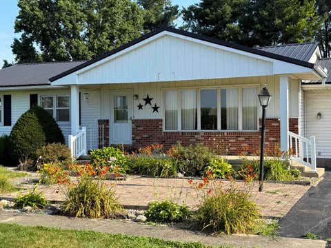 Tiny photo for 467 E 50 S, Flora, IN 46929 (MLS # 202629406)