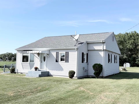 Tiny photo for 27701 Jackson Road, North Liberty, IN 46554 (MLS # 202637880)