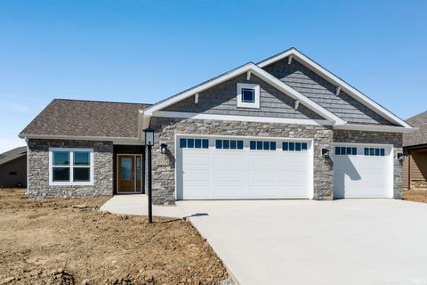 2001 Bogey Court, Auburn, IN 46706 - #: 202507266