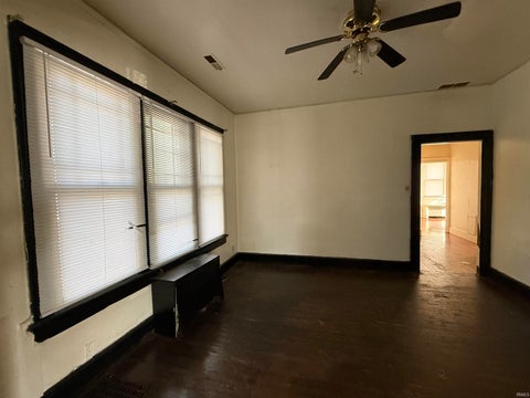 Tiny photo for 602 Bayard Park Drive, Evansville, IN 47713 (MLS # 202642174)