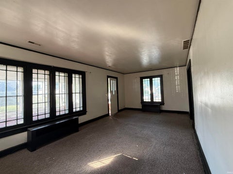 Tiny photo for 602 Bayard Park Drive, Evansville, IN 47713 (MLS # 202642174)