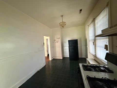 Tiny photo for 602 Bayard Park Drive, Evansville, IN 47713 (MLS # 202642174)