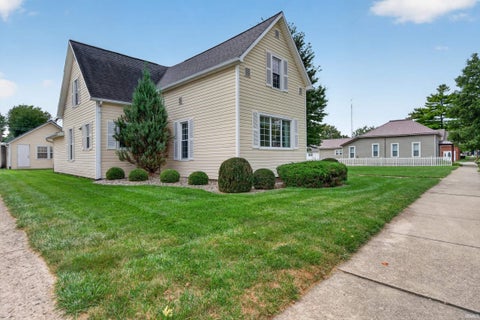 Tiny photo for 306 E MARION Street, Converse, IN 46919 (MLS # 202638934)