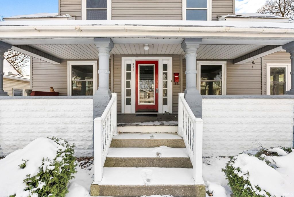 Photo of 471 W Main Street, Wabash, IN 46992 (MLS # 202549270)