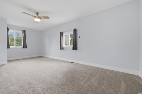 Tiny photo for 530 W Barber Street, Hartford City, IN 47348 (MLS # 202625428)