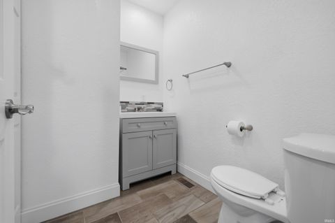 Tiny photo for 530 W Barber Street, Hartford City, IN 47348 (MLS # 202625428)