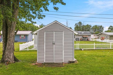 Tiny photo for 530 W Barber Street, Hartford City, IN 47348 (MLS # 202625428)