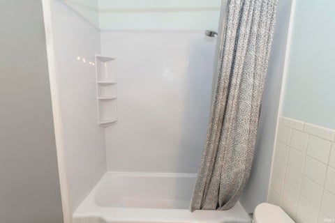Tiny photo for 929 SIMON Court, South Bend, IN 46615 (MLS # 202637902)