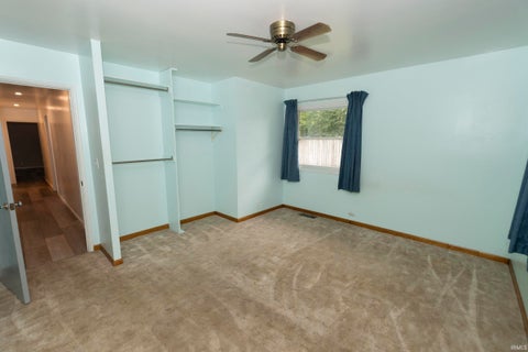 Tiny photo for 929 SIMON Court, South Bend, IN 46615 (MLS # 202637902)