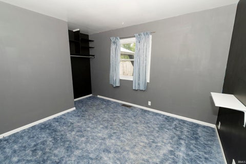 Tiny photo for 929 SIMON Court, South Bend, IN 46615 (MLS # 202637902)