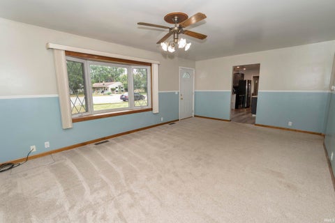 Tiny photo for 929 SIMON Court, South Bend, IN 46615 (MLS # 202637902)