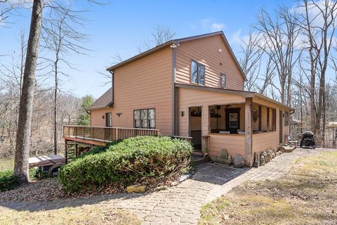 Photo of 3265 N Lahr Drive, Martinsville, IN 46151 (MLS # 202609476)