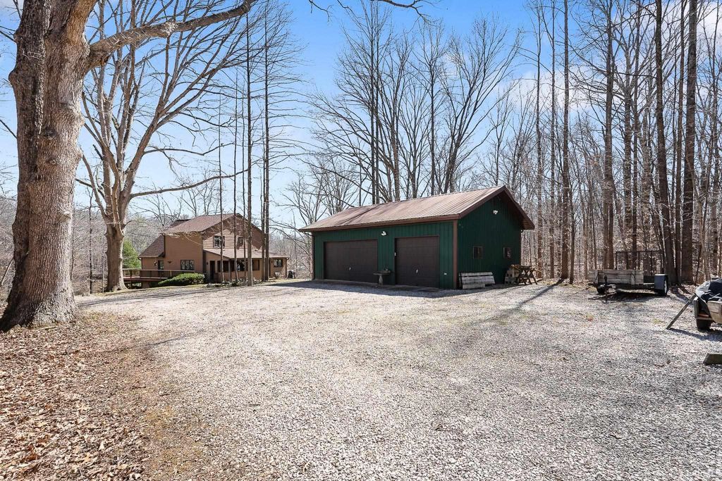 Photo of 3265 N Lahr Drive, Martinsville, IN 46151 (MLS # 202609476)