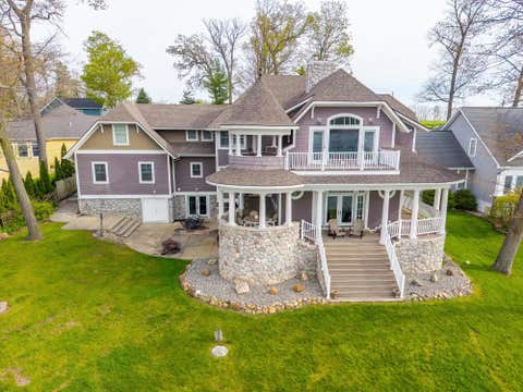 Photo of 10060 E 600 S, Wolcottville, IN 46747 (MLS # 202624767)