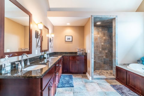 Tiny photo for 10060 E 600 S, Wolcottville, IN 46747 (MLS # 202624767)