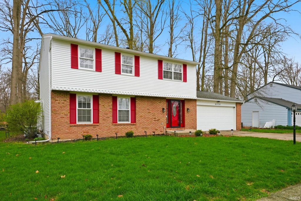 Photo of 6038 Monarch Drive, Fort Wayne, IN 46815 (MLS # 202613870)