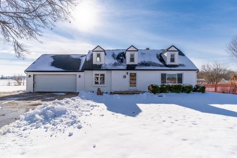 Photo of 11934 Grabill Road, Leo, IN 46765 (MLS # 202546773)