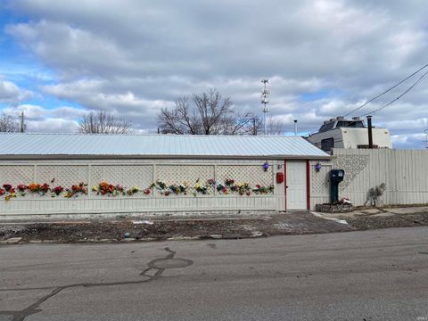 1801 Longley Avenue, South Bend, IN 46628 - MLS#: 202504501