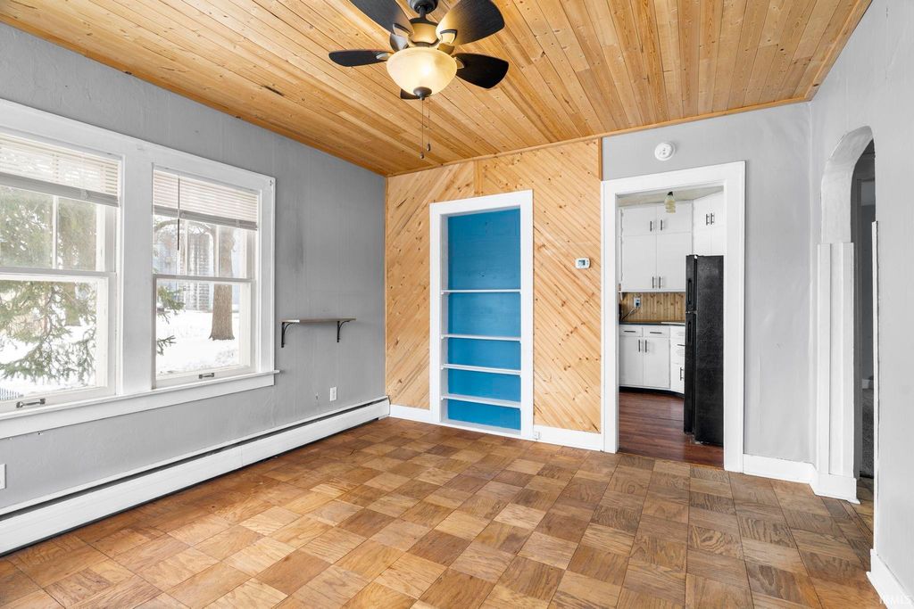 Photo of 538 S Illinois Street, Monticello, IN 47960 (MLS # 202547781)