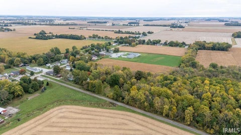 Tiny photo for 2365 W State Road 18 Road, Kokomo, IN 46901 (MLS # 202643804)