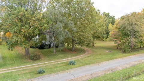 Tiny photo for 2365 W State Road 18 Road, Kokomo, IN 46901 (MLS # 202643804)