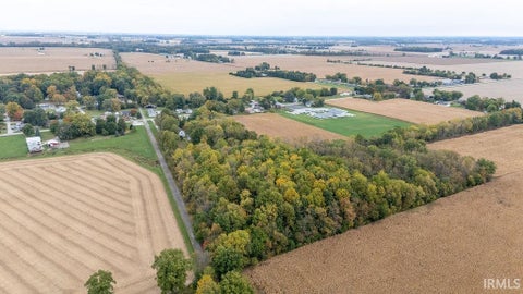 Tiny photo for 2365 W State Road 18 Road, Kokomo, IN 46901 (MLS # 202643804)