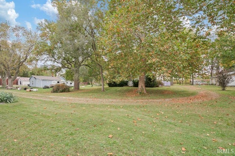 Tiny photo for 2365 W State Road 18 Road, Kokomo, IN 46901 (MLS # 202643804)