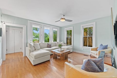 Tiny photo for 1336 W Washington Boulevard, Fort Wayne, IN 46802 (MLS # 202545484)