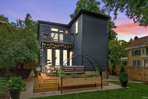 Tiny photo for 1336 W Washington Boulevard, Fort Wayne, IN 46802 (MLS # 202545484)