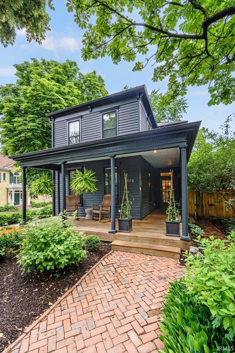 Tiny photo for 1336 W Washington Boulevard, Fort Wayne, IN 46802 (MLS # 202545484)