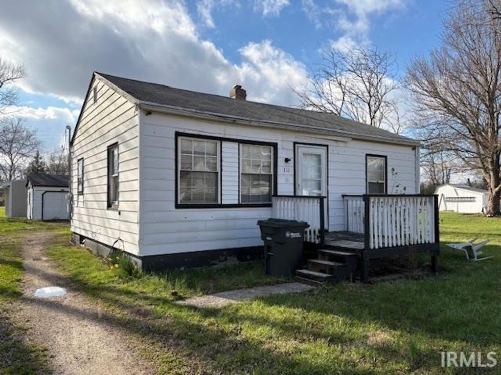Photo of 311 N Biltmore Avenue, Muncie, IN 47303 (MLS # 202610528)