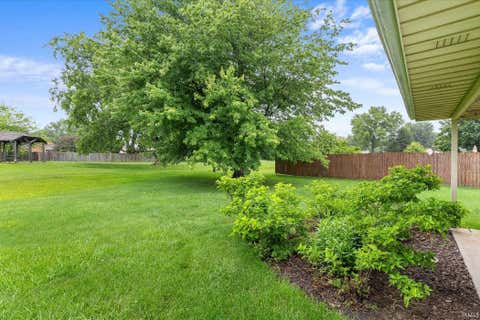 Tiny photo for 3914 Thornbury Place, Fort Wayne, IN 46804 (MLS # 202624192)