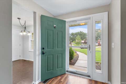 Tiny photo for 3914 Thornbury Place, Fort Wayne, IN 46804 (MLS # 202624192)