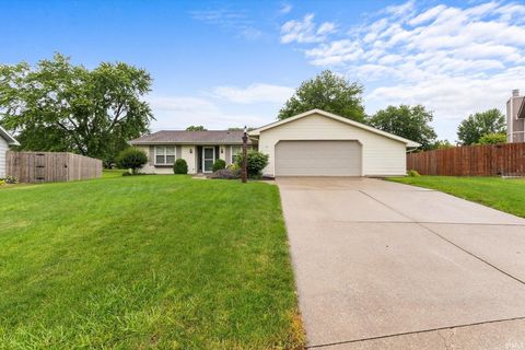 Photo of 3914 Thornbury Place, Fort Wayne, IN 46804 (MLS # 202624192)